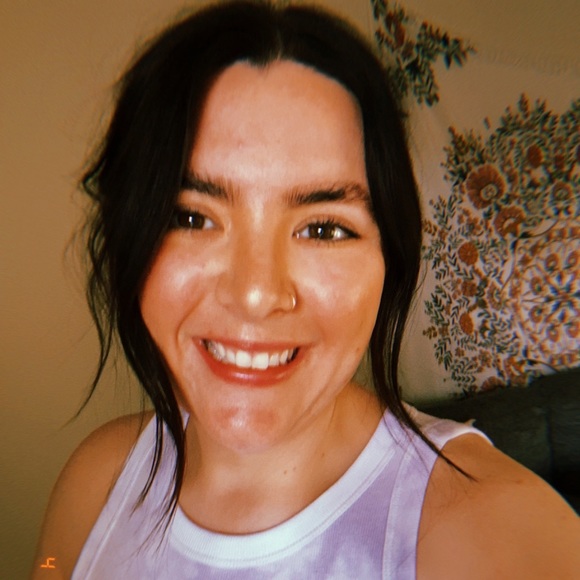 Meet your Posher, Kristin - Picture 1 of 1